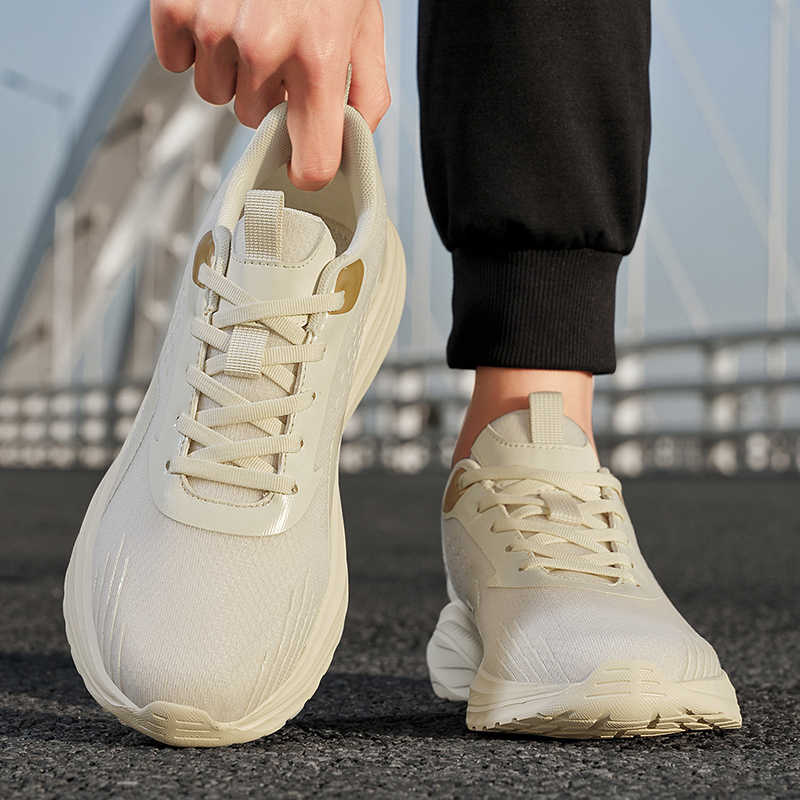 Antypoślizgowe męskie buty Ete – Mens Fashion Trainers recenzja i cena